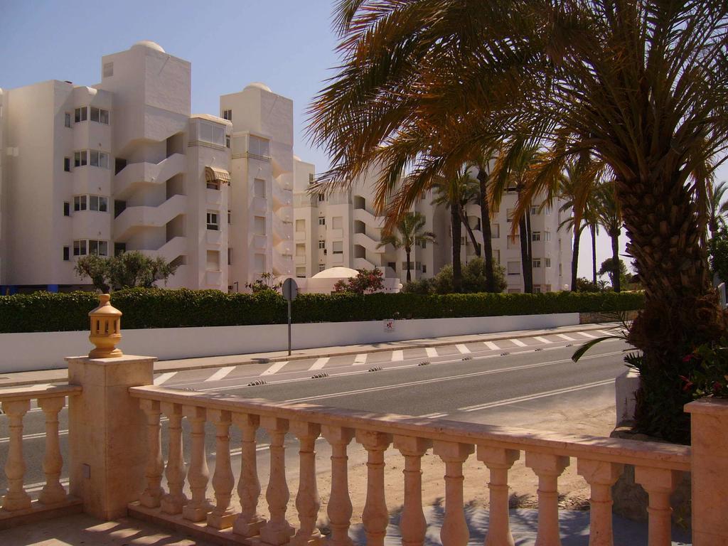 Albergue El Artista Villajoyosa  Exterior foto