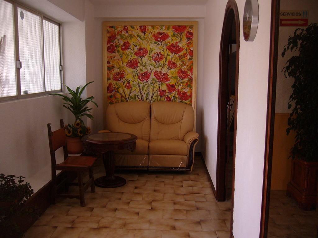 Albergue El Artista Villajoyosa  Exterior foto