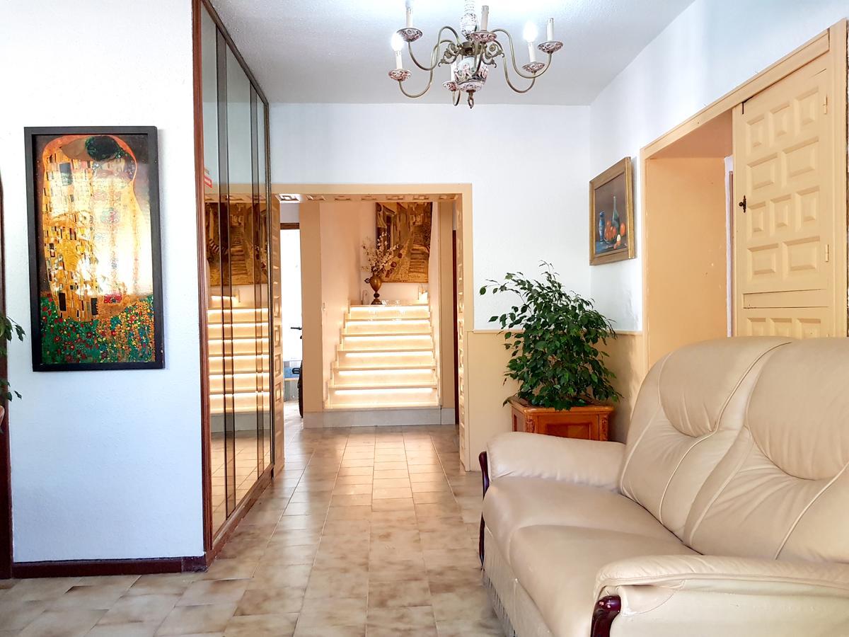 Albergue El Artista Villajoyosa  Exterior foto