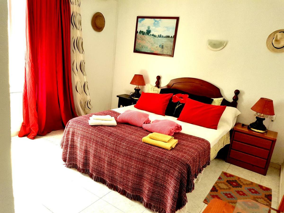 Albergue El Artista Villajoyosa  Exterior foto
